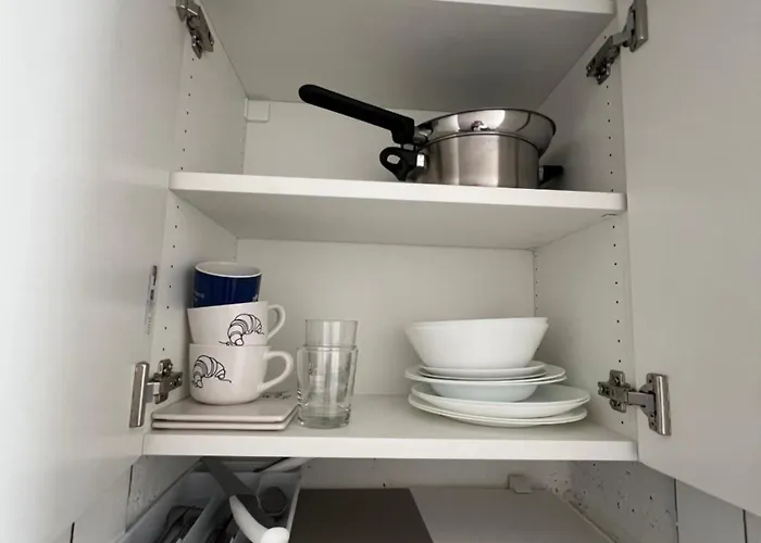 Suesse Naehe Der Aare Und Zentrum *